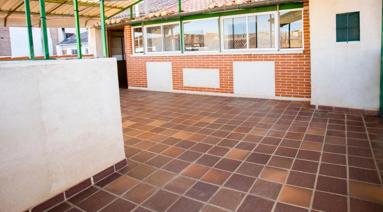 Alojaguay RUEDA, CASA MUSEO RÚSTICA-MODERNA, máxima TRANQUILIDAD con COMODIDAD Rueda Exterior foto